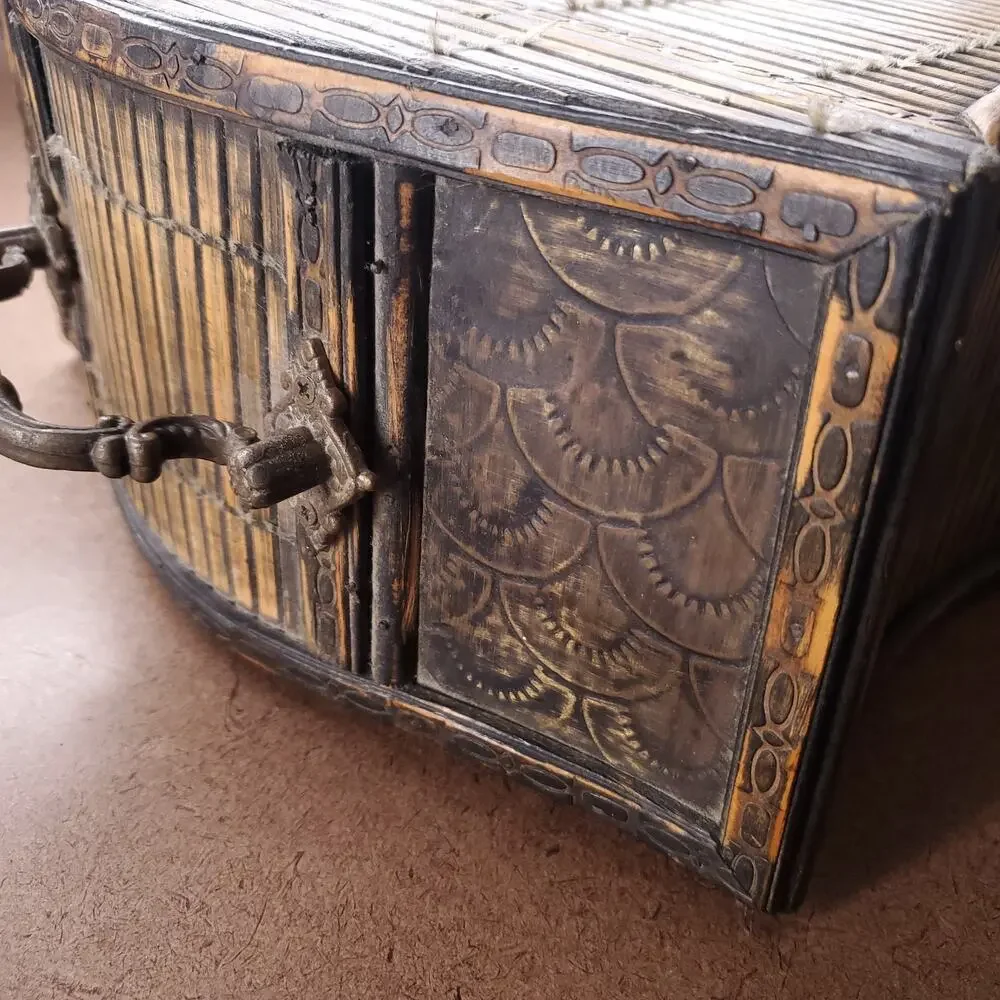 Vintage Bamboo Rattan Storage Chest Divided Organizer Boho Decor 16” Towels Wine